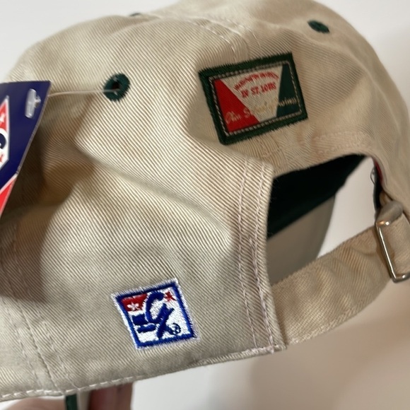 NWT Washington University Hat - Picture 3 of 5